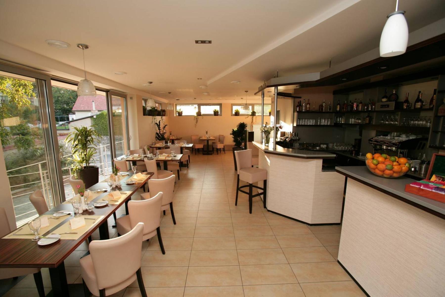 Penzion a Restaurant Barbora Kutná Hora Esterno foto