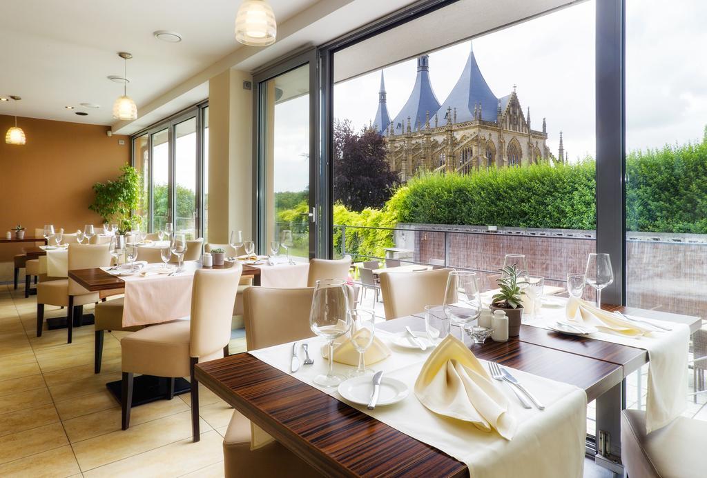 Penzion a Restaurant Barbora Kutná Hora Esterno foto